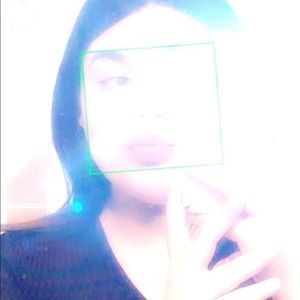 Meet your Posher, Anahi